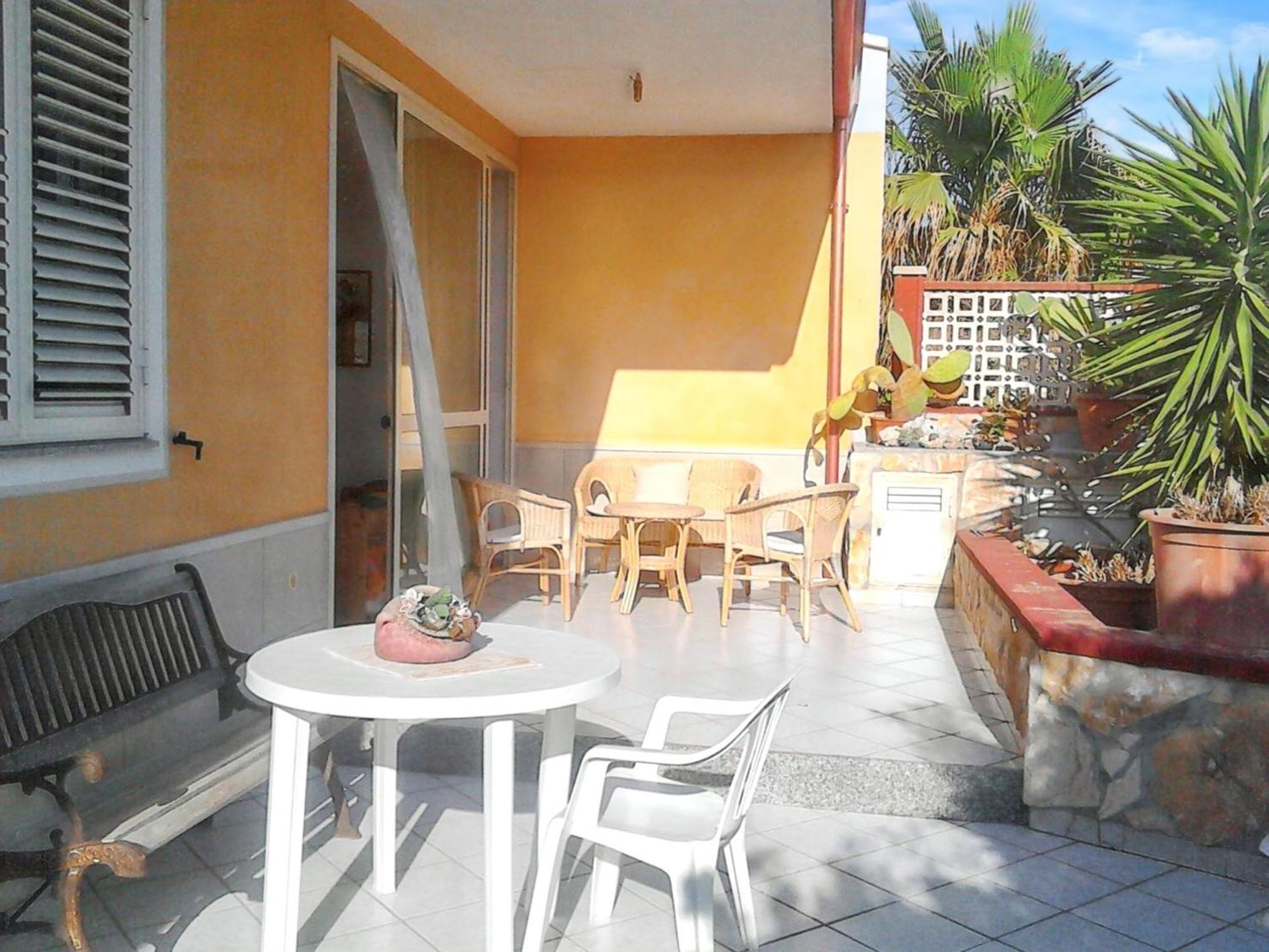 Charming House In With Enclosed Garden Сasa de vacaciones